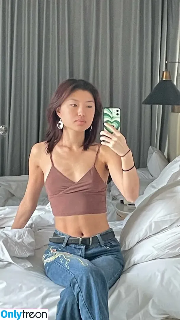 Notevenemily nude photo #0041 (stillnotemily)