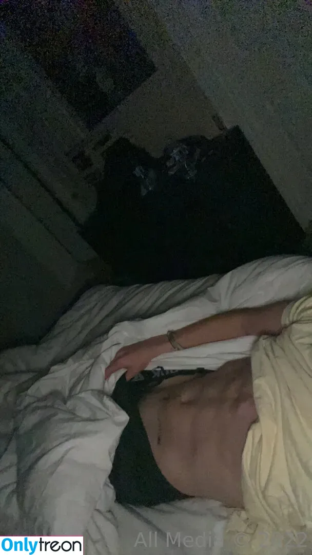 notgavinn nude photo #0018 (notgavin)