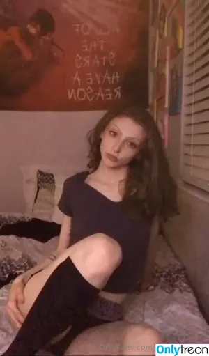 notorious444 / victoriafionaaa nude photo #0018