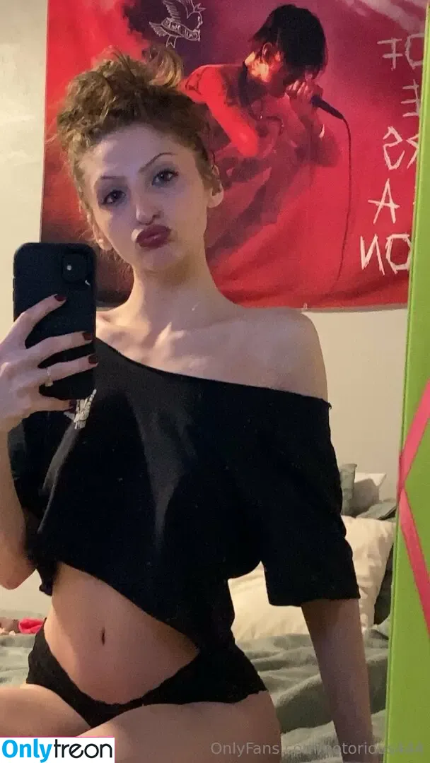 notorious444 nude photo #0036 (victoriafionaaa)
