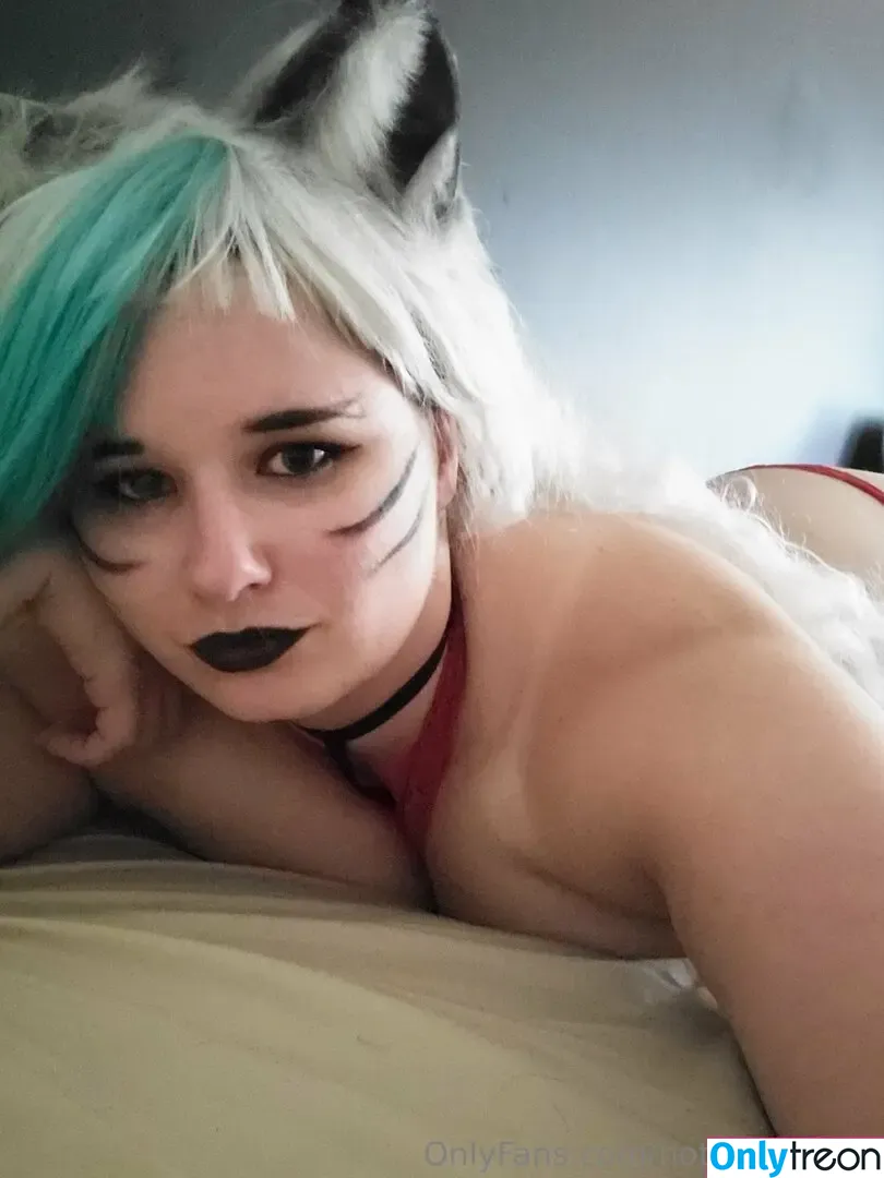 notsafeforcon nude photo #0200 (nsfcon)