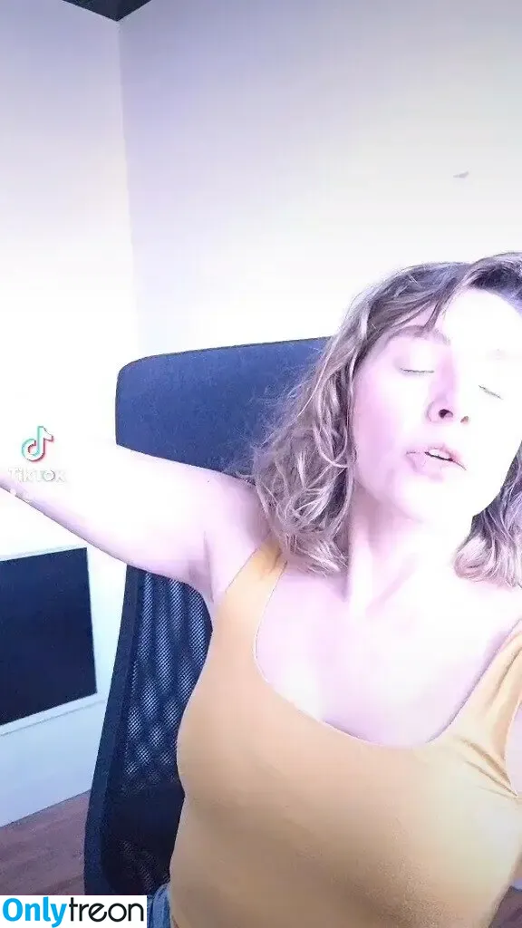 Notsoerudite nude photo #0154 (not_so_erudite)