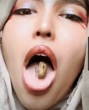 Notyourabg / kxttykxtty nude photo #0001