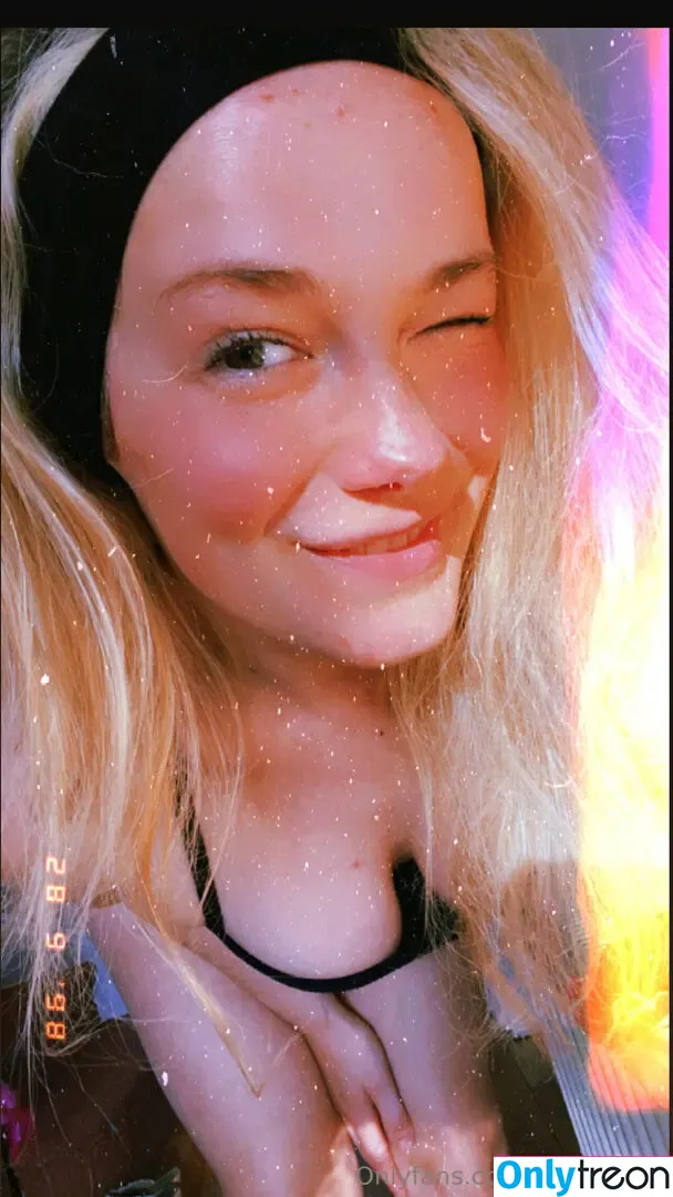 noutease голая photo #0013 (nourbese)