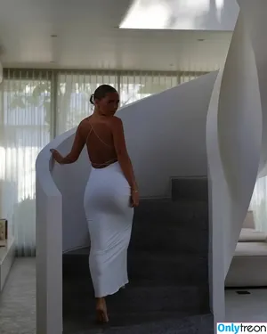 Nov Sarrailh / novasarrailh nude photo #0005