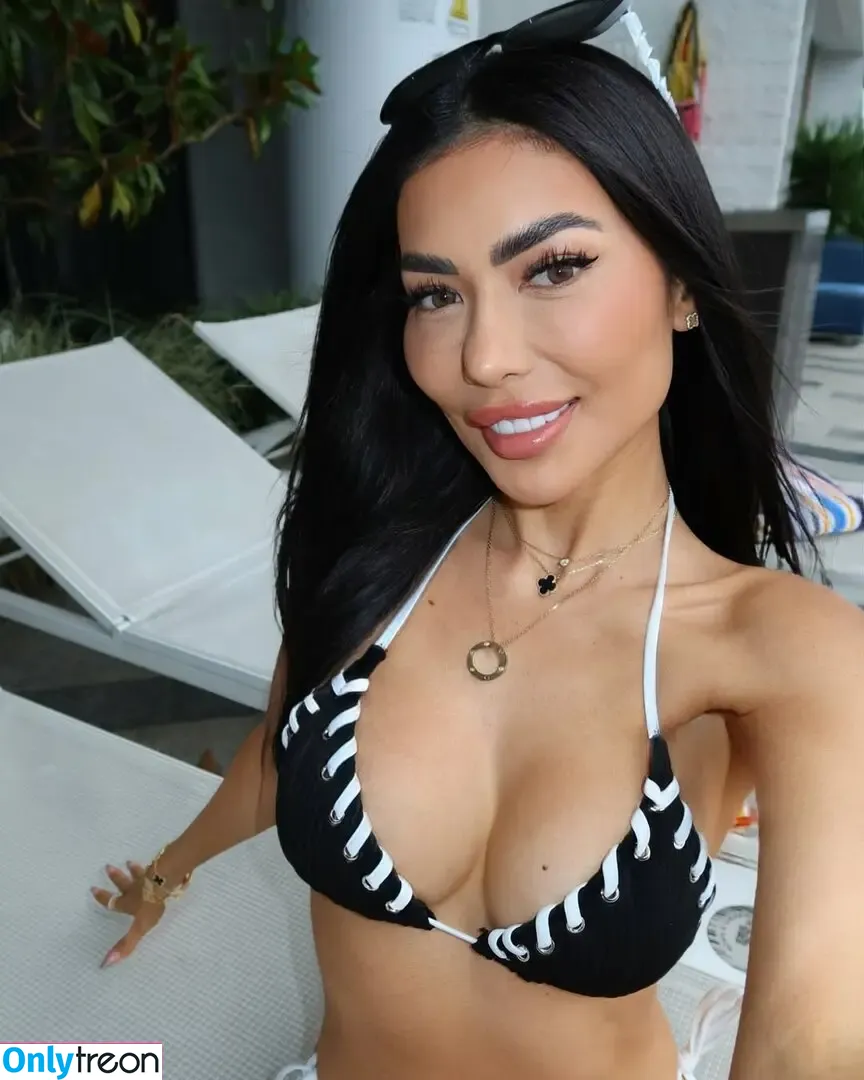 Nova Joy Johnston nude photo #0019 (novajoyjohnston / thesupernovaa)