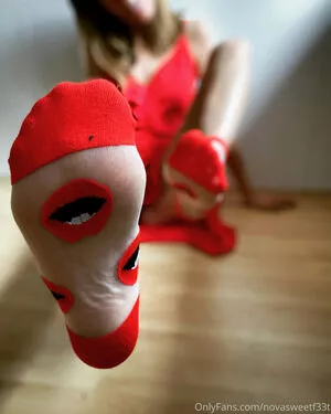 novasweetf33t / sw33t3n3r nude photo #0008