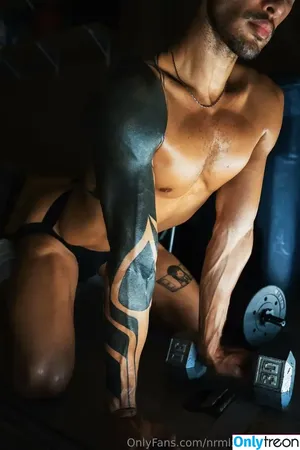  nude photo #0003