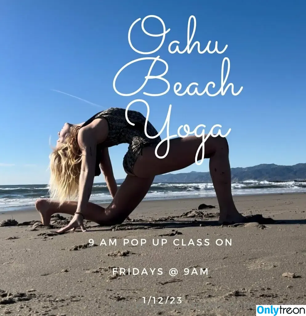 nudeblondeyogagirl голая photo #0055 (hannahshaller)