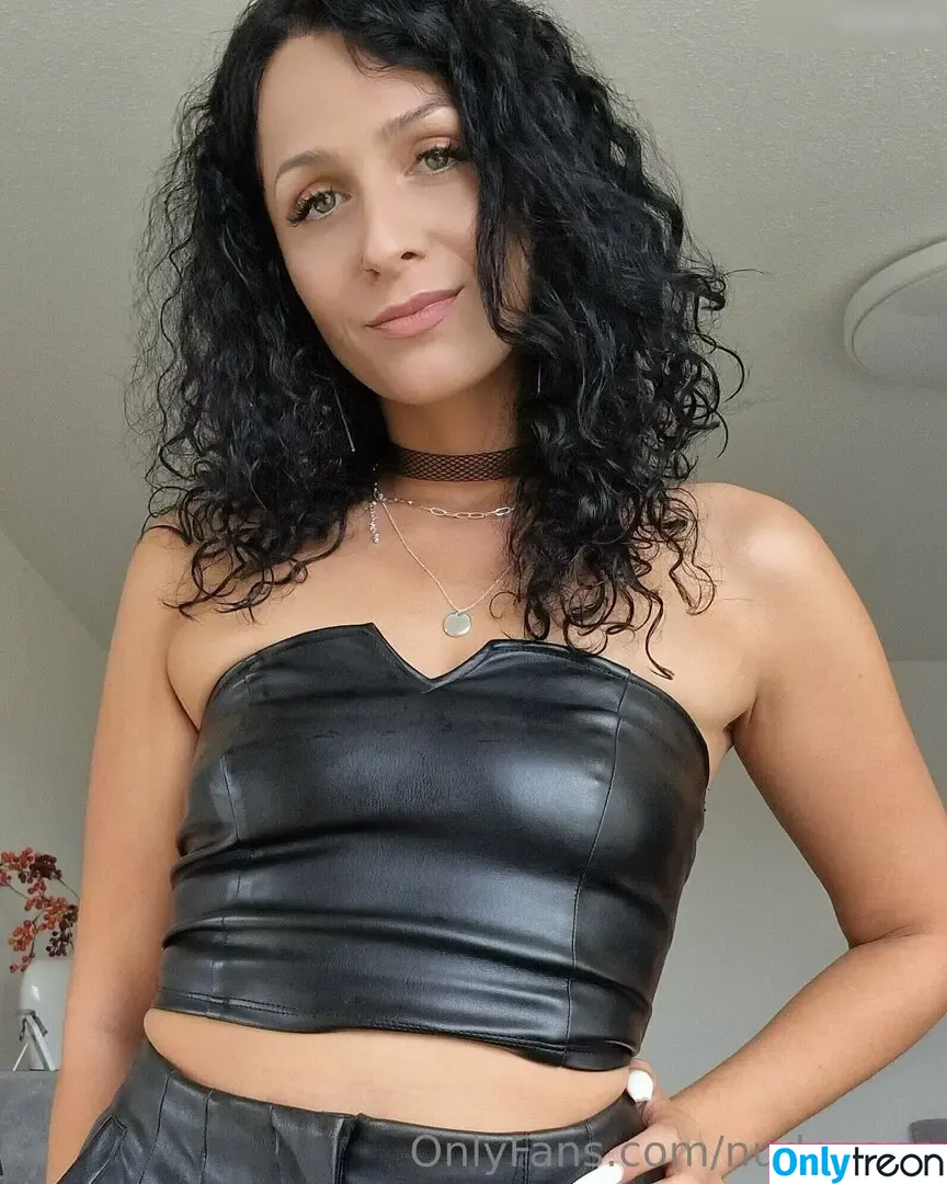 NudeNana nude photo #0045 (bootyfoxy)