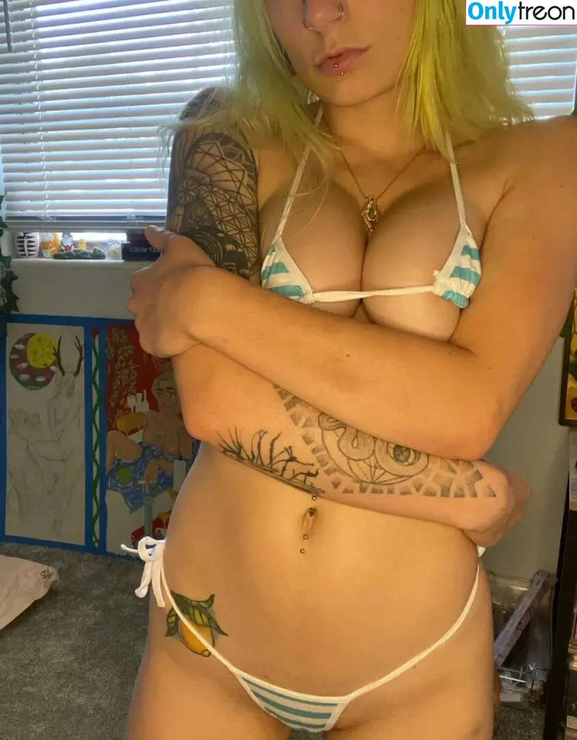 Nugsenpai nude photo #0026 (Nugsenpai)