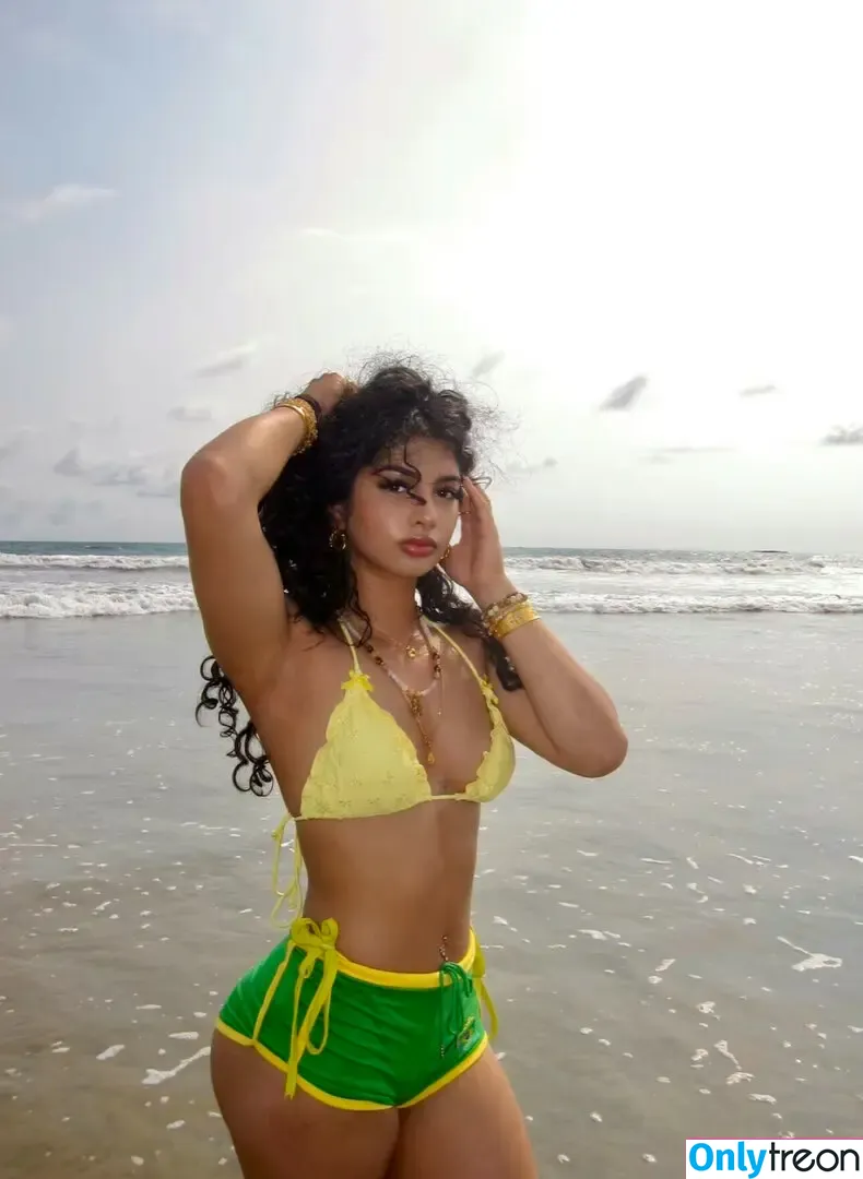 Nuha_mach nude photo #0042 (nuha._ / nuhamach / rhyheimshabazz)