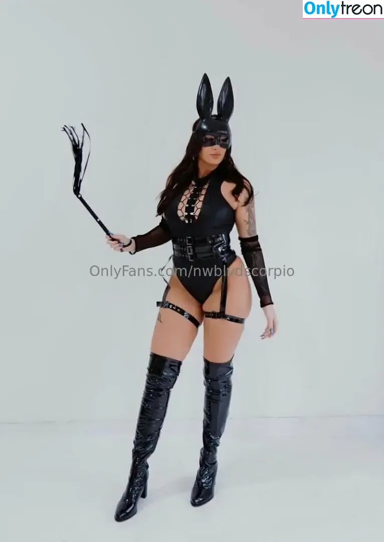 Nwblvdscorpio nude photo #0013 (svbconsciovsly)