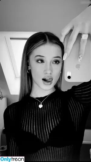 Nylaamriaa / nyla.hpr фото голая #0012