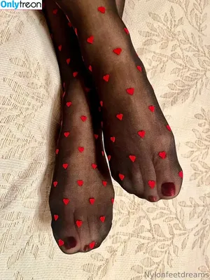 nylonfeetdreams / inyournylondreams4 nude photo #0038