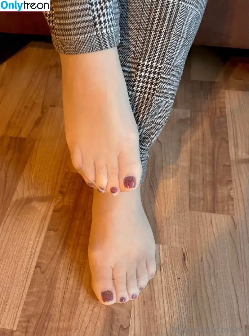 nylonfeetdreams nude photo #0045 (inyournylondreams4)
