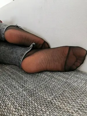 nylonfeetladyswitzerland / nylonfeetlady_switzerland nude photo #0010