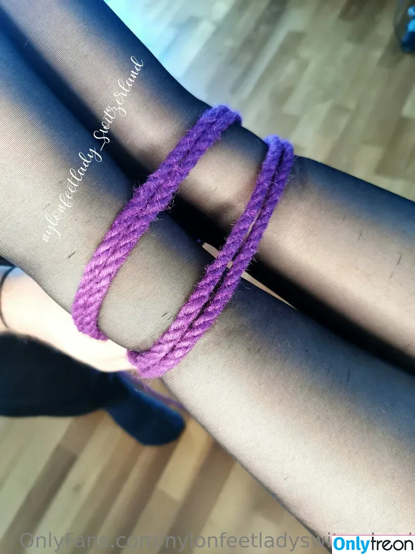 nylonfeetladyswitzerland nude photo #0109 (nylonfeetlady_switzerland)