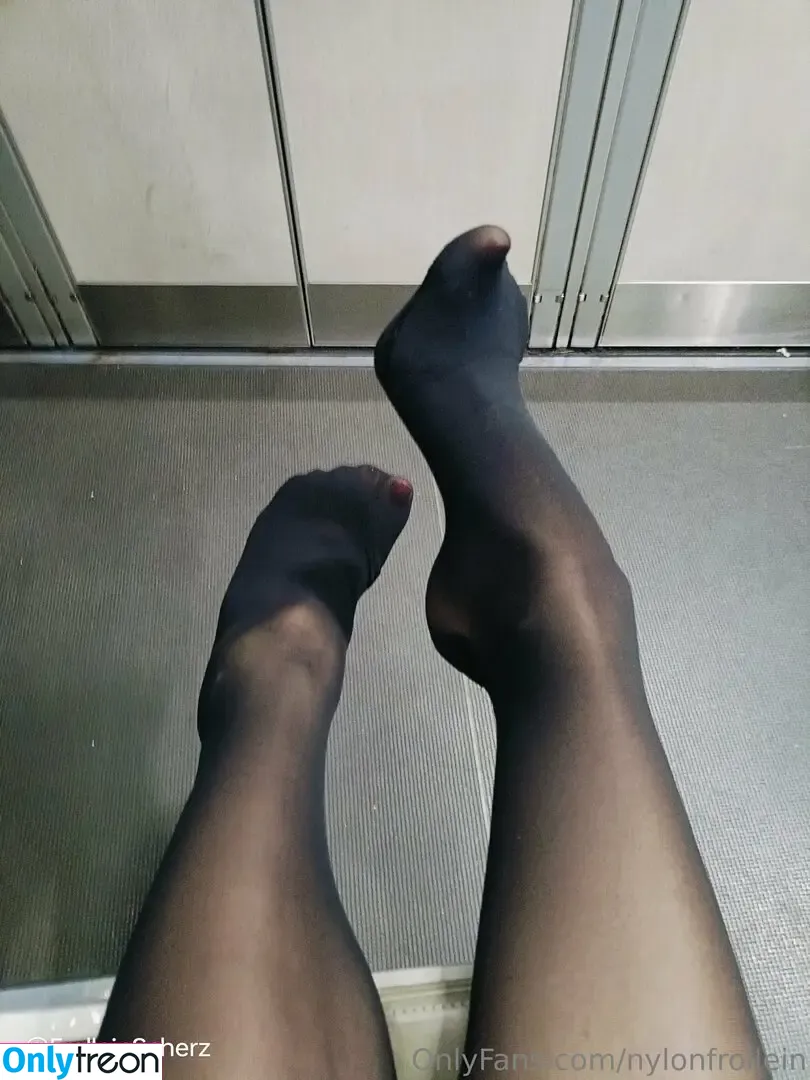 nylonfrollein nude photo #0016 (frollein.nylon / frolleinscherz)