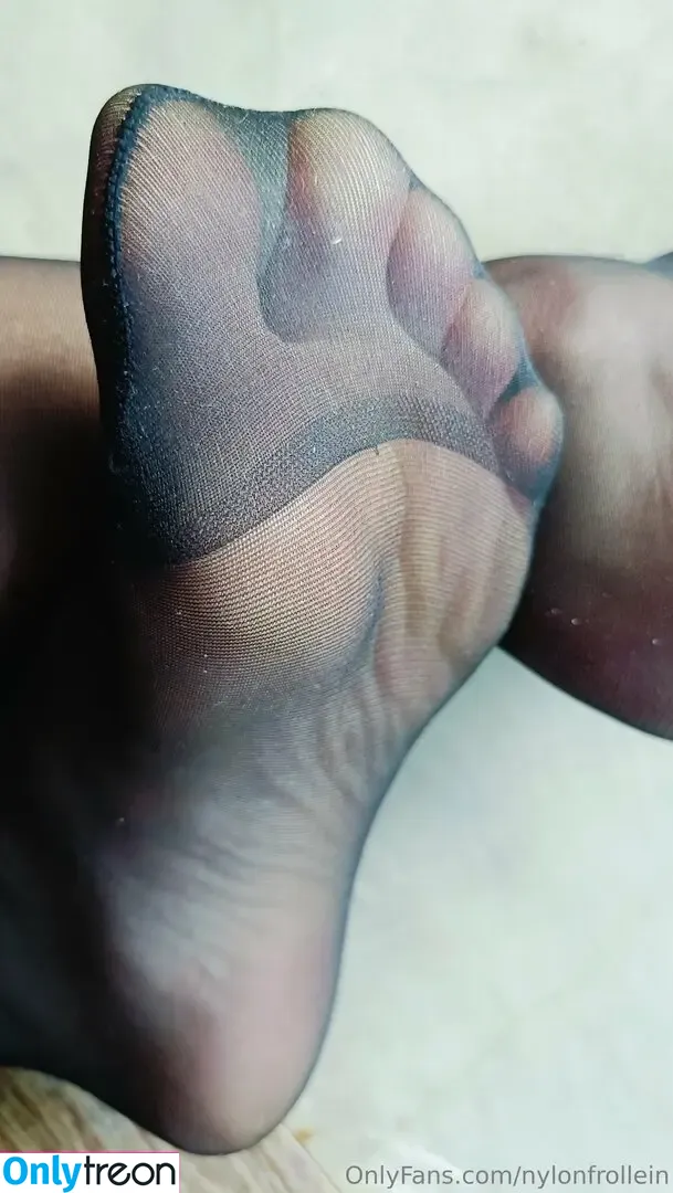 nylonfrollein nude photo #0036 (frollein.nylon / frolleinscherz)