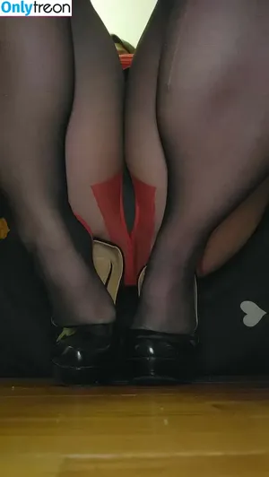 Nylonsandsocks / nylon_and_socks фото голая #0187