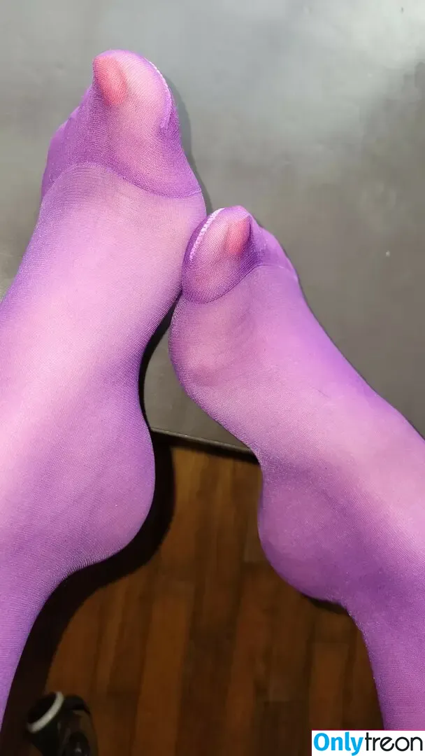 Nylonsandsocks голая photo #0047 (nylon_and_socks)