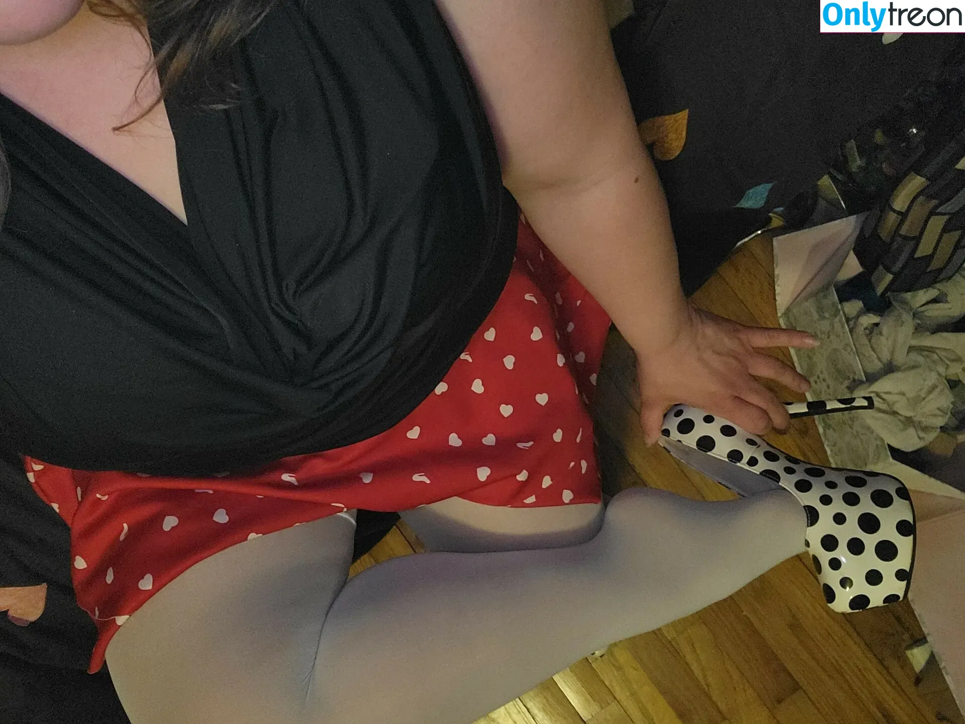 Nylonsandsocks nude photo #0086 (nylon_and_socks)