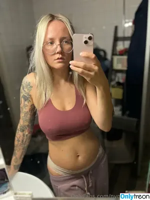 nymferatufree / nymferatu nude photo #0021