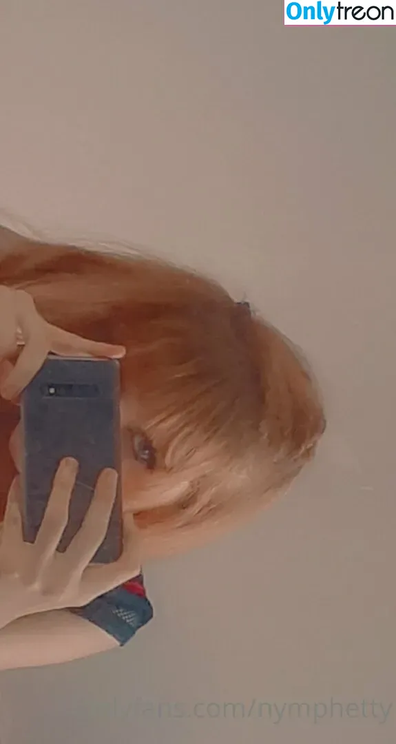 nymphelita nude photo #0003 (nymphelita_)