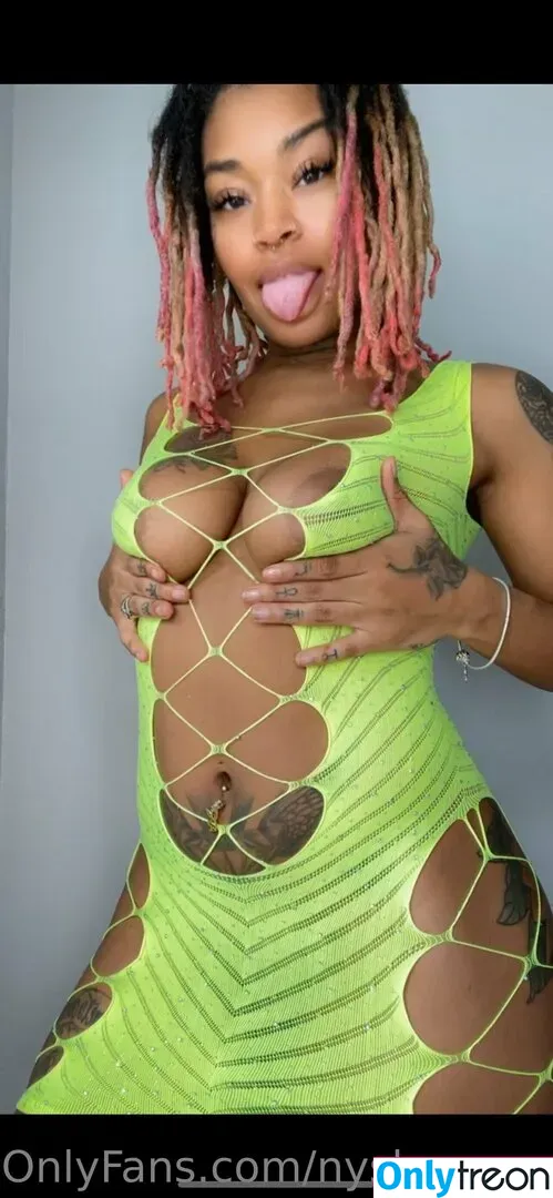 nyshacreams nude photo #0108 (nyshas.spamm)