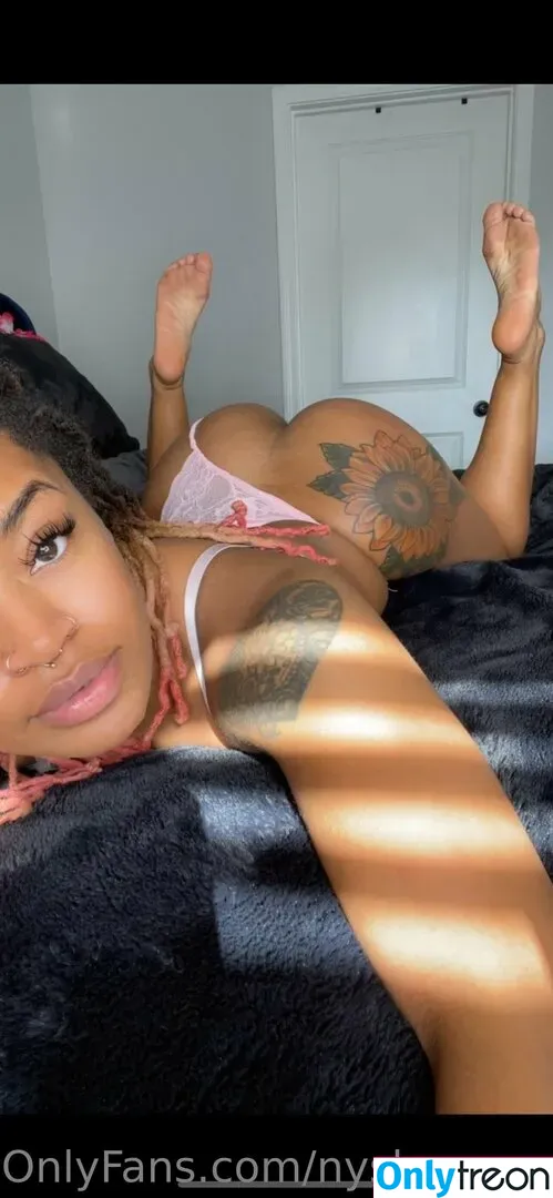 nyshacreams nude photo #0114 (nyshas.spamm)