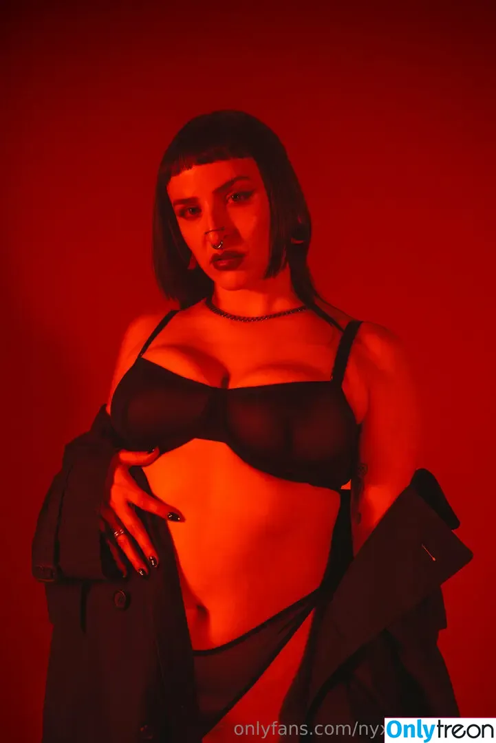 nyxxx_at_night nude photo #0014 (Nyx / nyxx_at_night)
