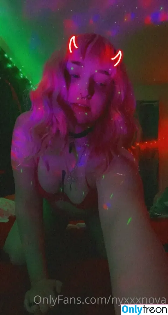 nyxxxnova голая photo #0004 (nyxnovturnal)