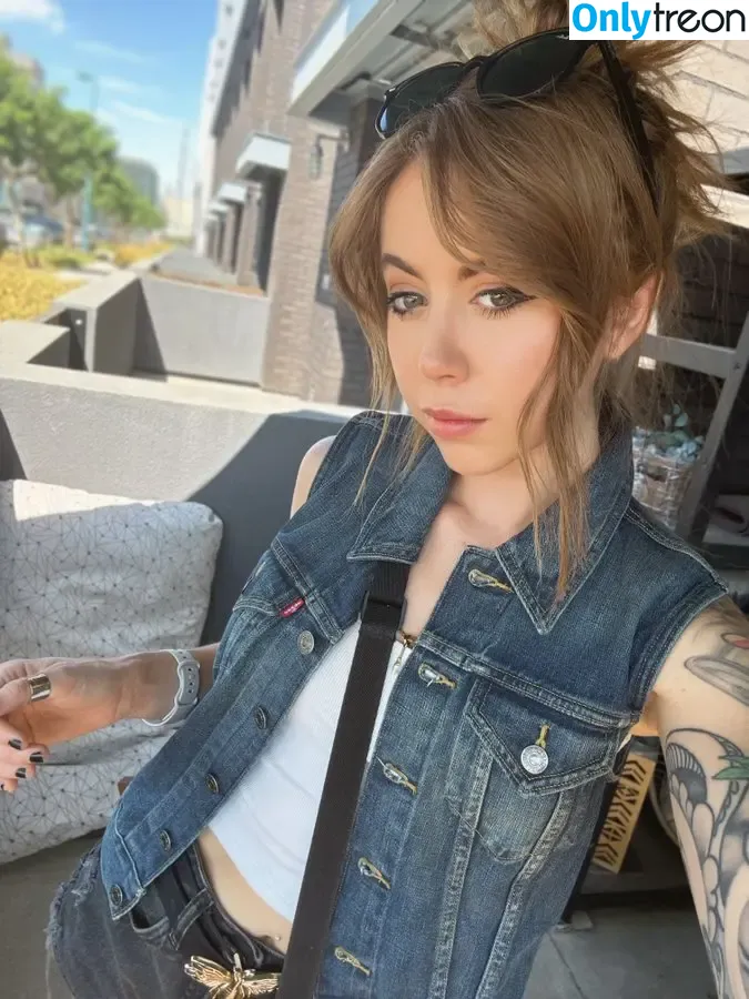 Nyybeats nude photo #0175 (Nyybeats)
