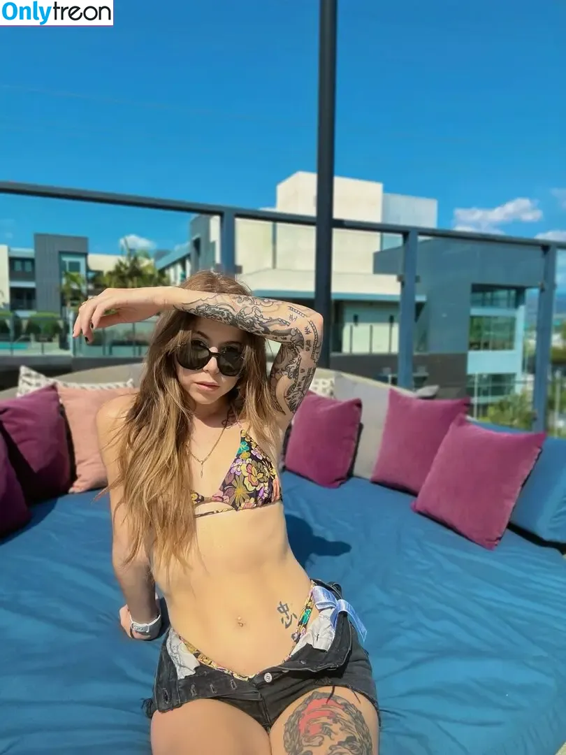 Nyybeats nude photo #0180 (Nyybeats)