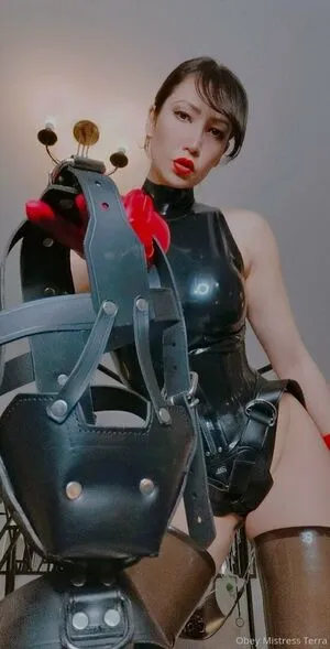 obeymistressterra / Mistress Terra / mistressterra nude photo #0114