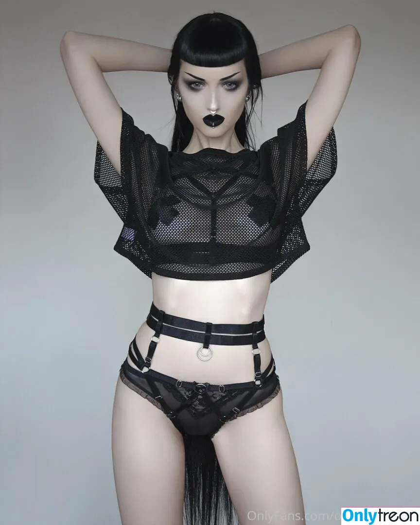 Obsidian Kerttu nude photo #0057 (Goth model / obsidiankerttu)