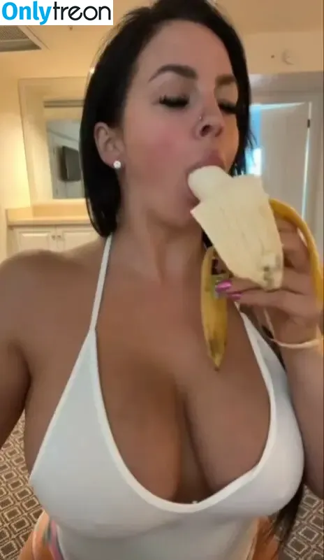Odaya Sultan nude photo #0016 (odaya_sultan / odayasultan)