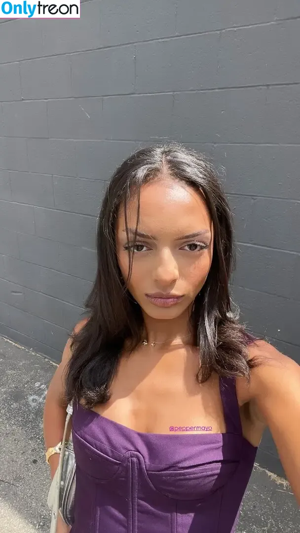 Official.Anaiis голая photo #0160 (React girl)