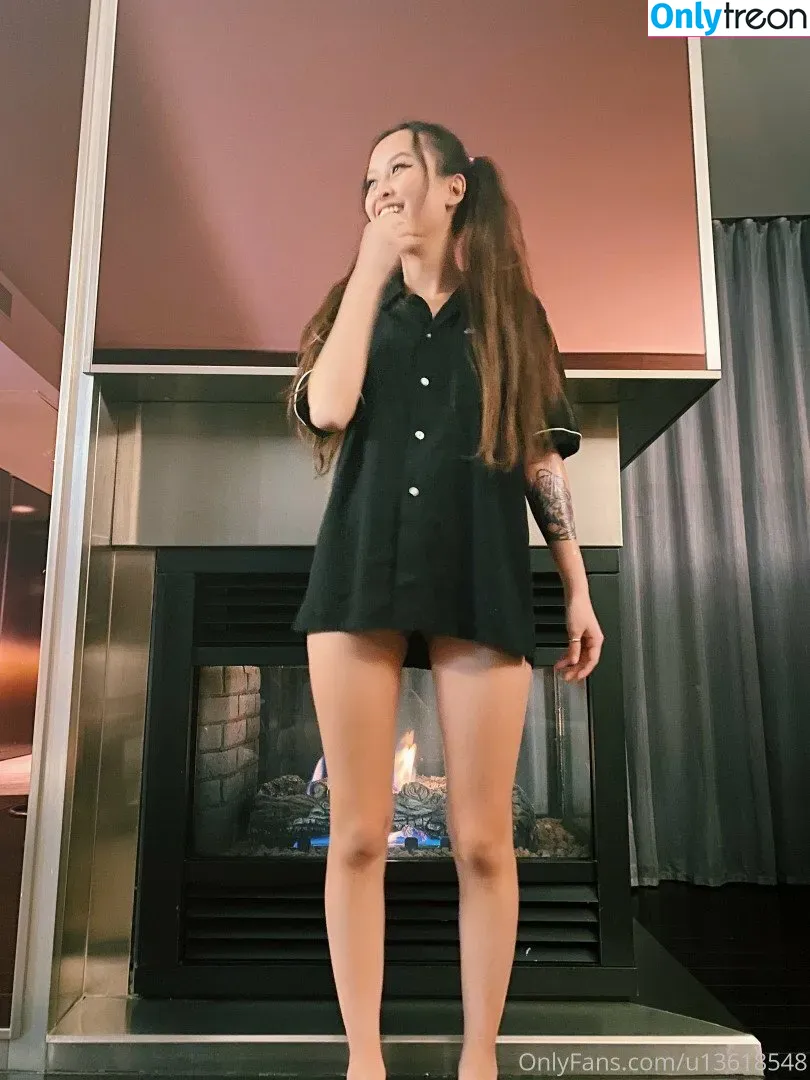 Official Kendama Babe nude photo #0115 (kendamababe / officialkendamababe)