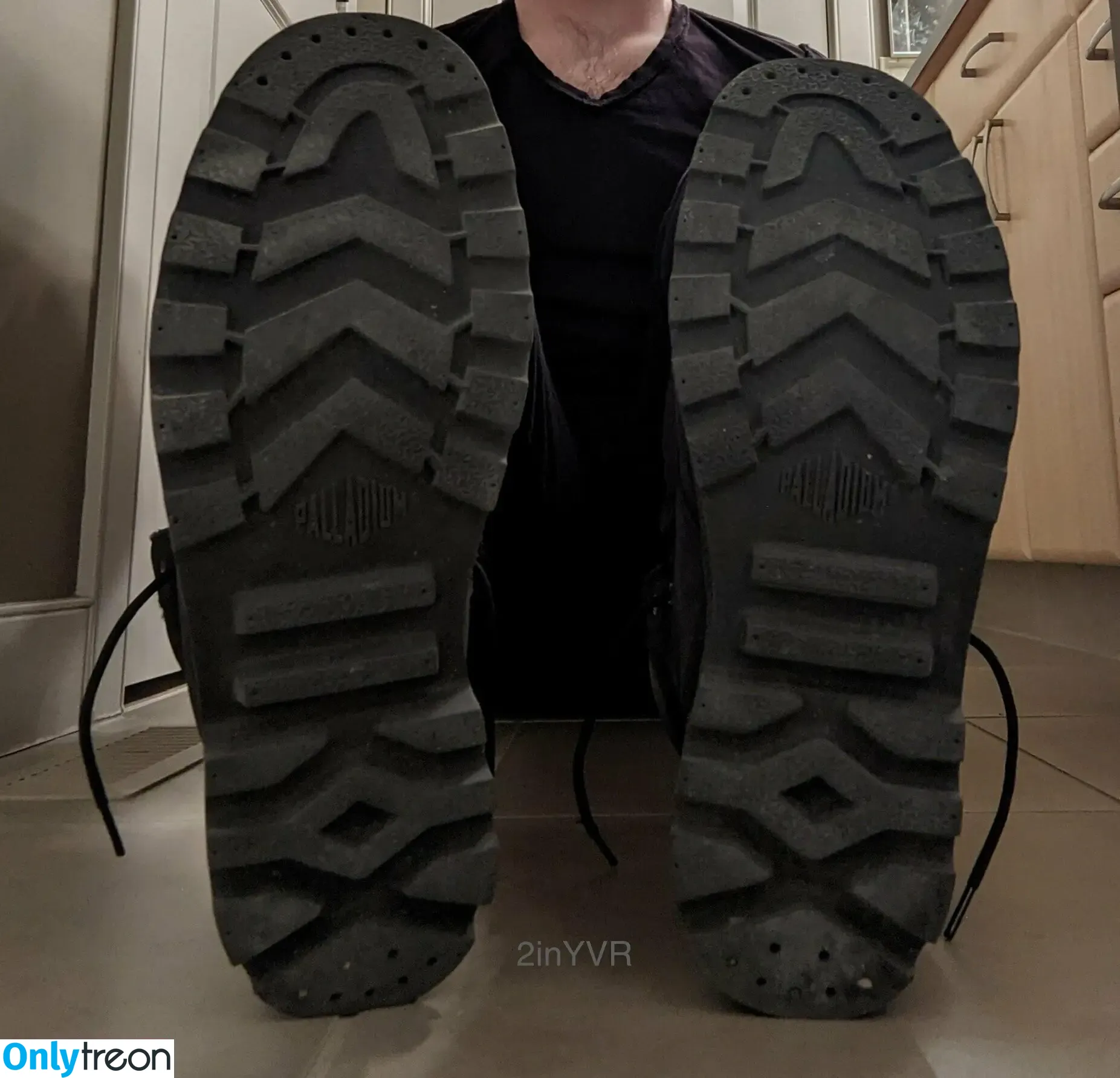 official2inyvr голая photo #0001 (realitywithriss)