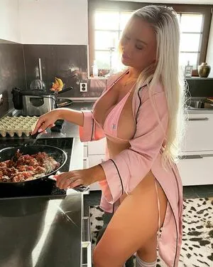  nude photo #0111