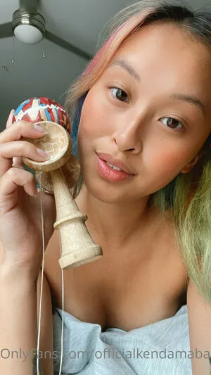 officialkendamababe / Kendama Babe nude photo #0024