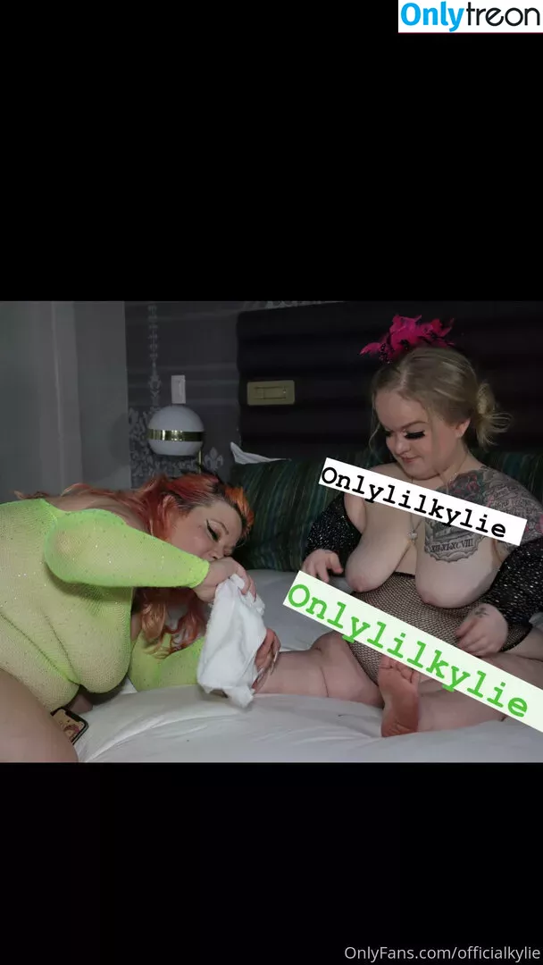 officialkylie голая photo #0030 (officialkyliequinn)