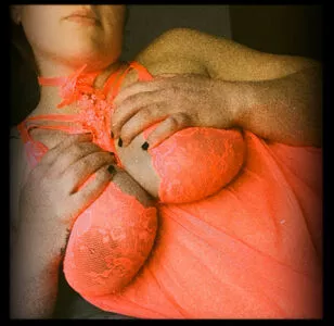OfficiallymommingYou / MarkieNextDoor / officiallymomingyou nude photo #0027
