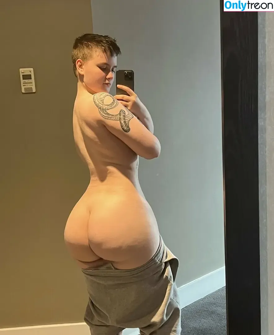 Ofscarll nude photo #0013 (Ofscarll)