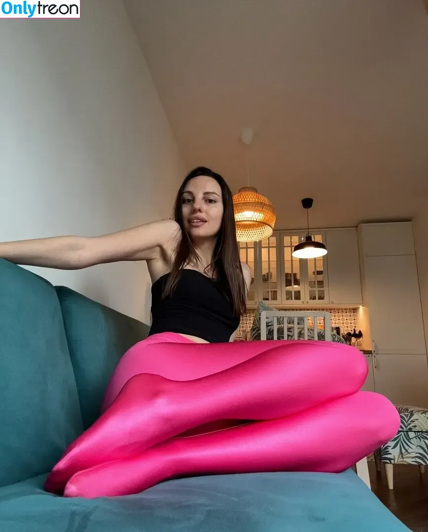 ohhelgga nude photo #0001 (ohhelgga)
