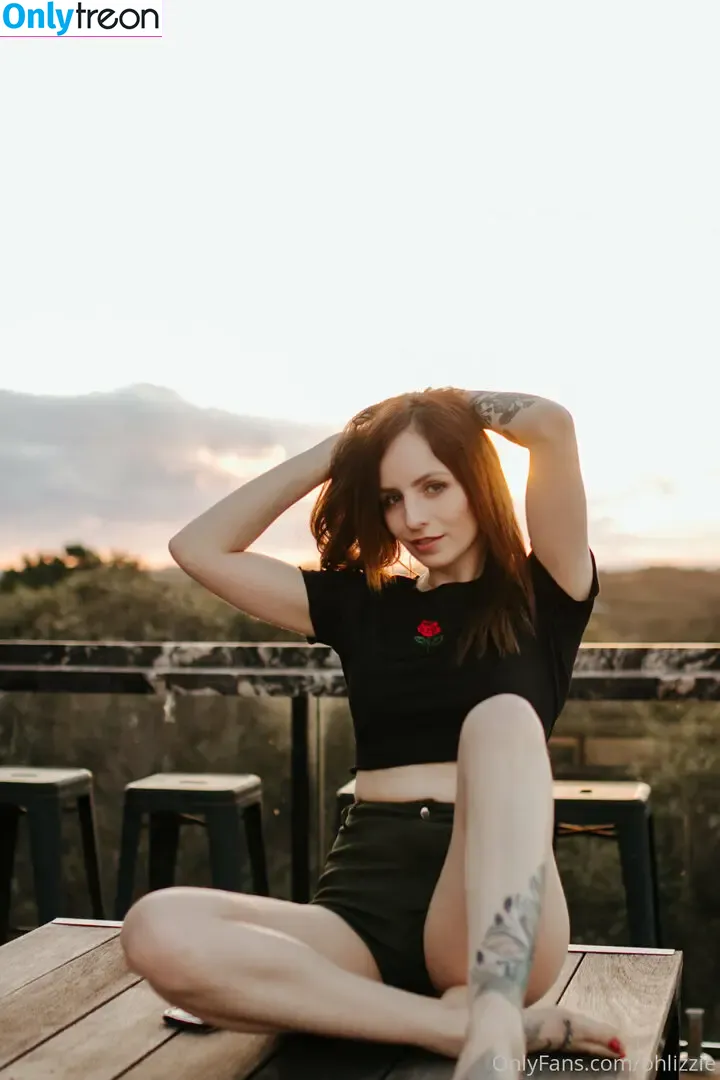 ohlizzie nude photo #0004 (ohlizzie)