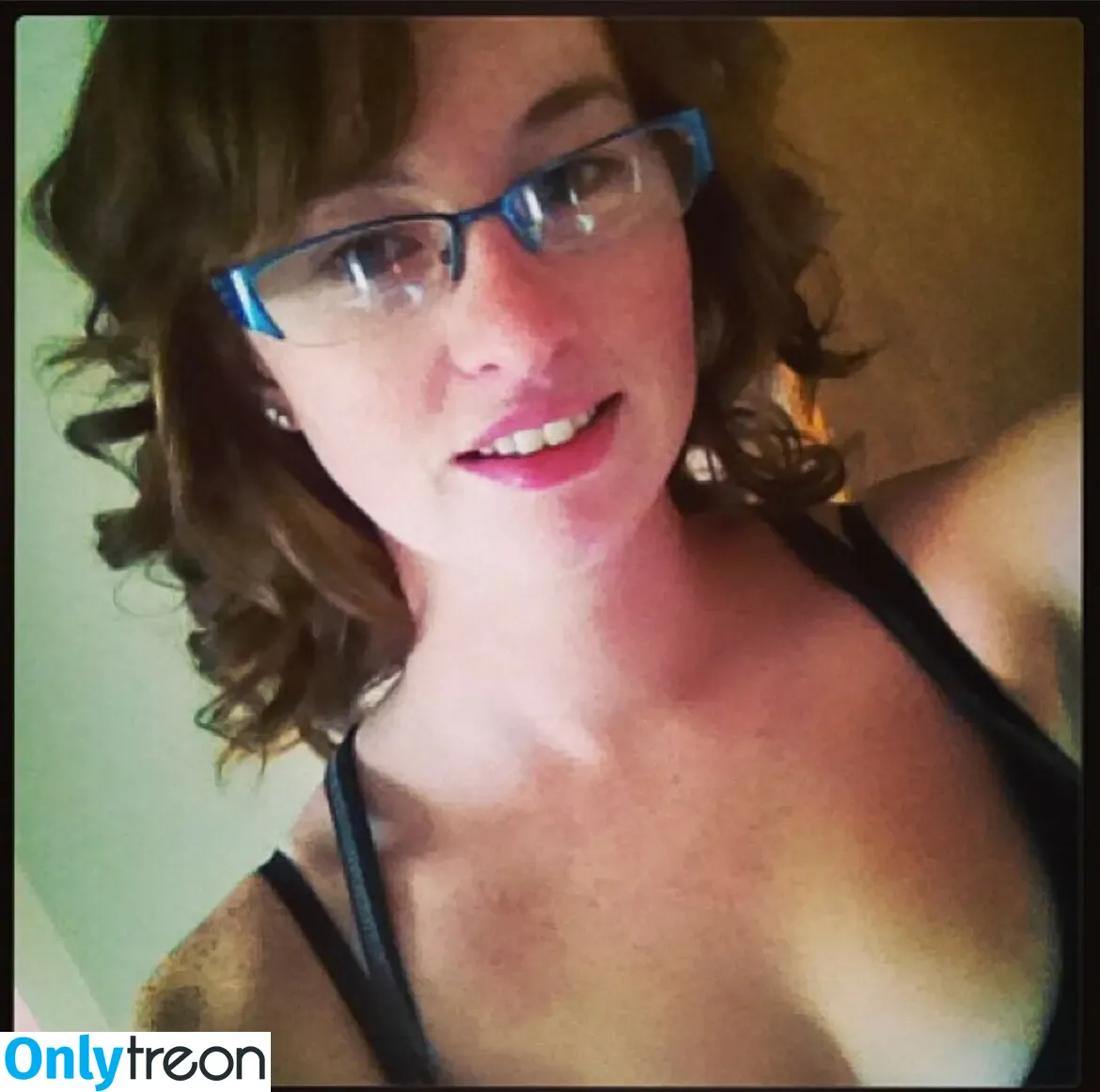 oilersgirl_2024_ nude photo #0015 (oilersgirl_2024_)