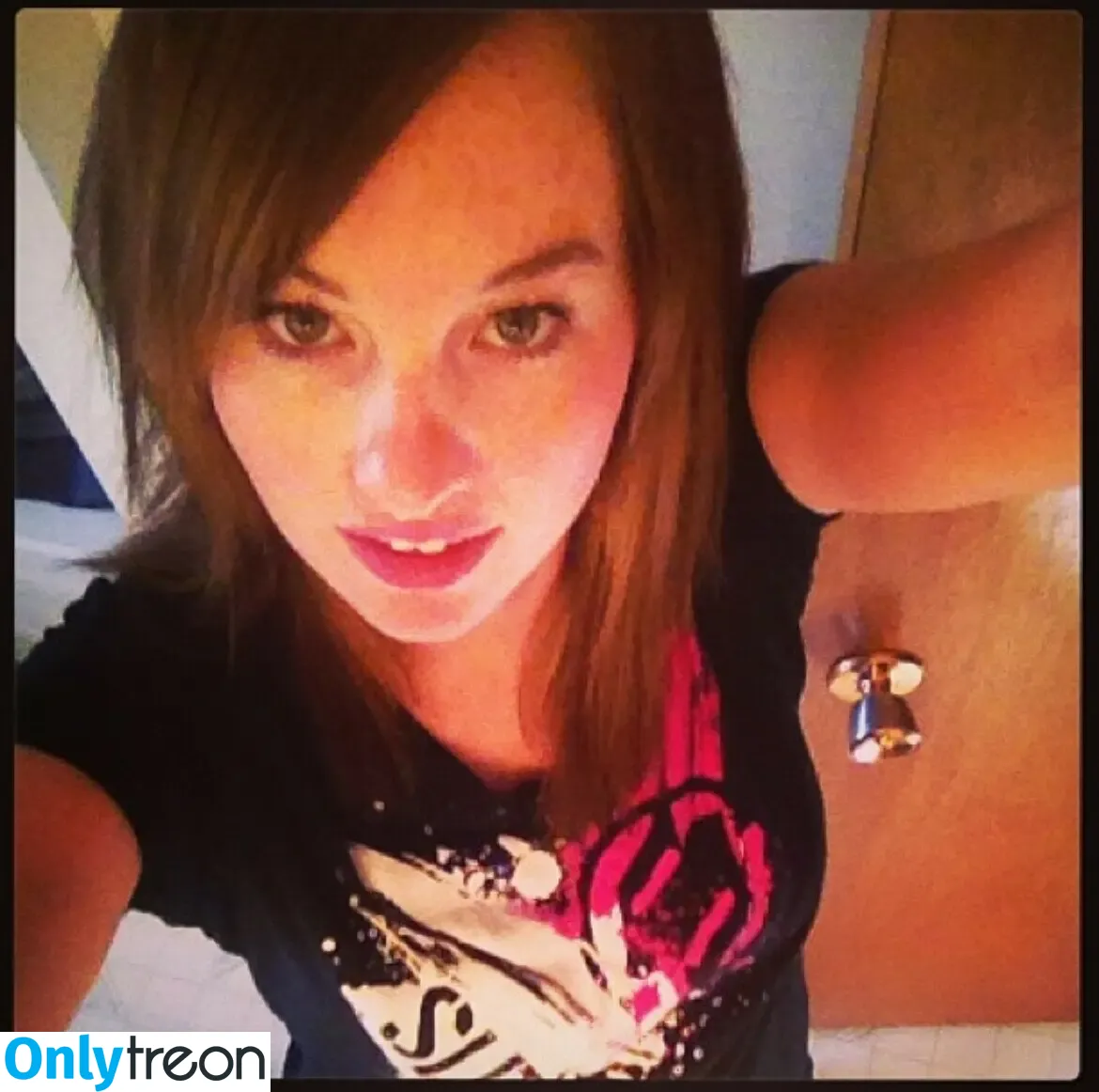 oilersgirl_2024_ nude photo #0016 (oilersgirl_2024_)